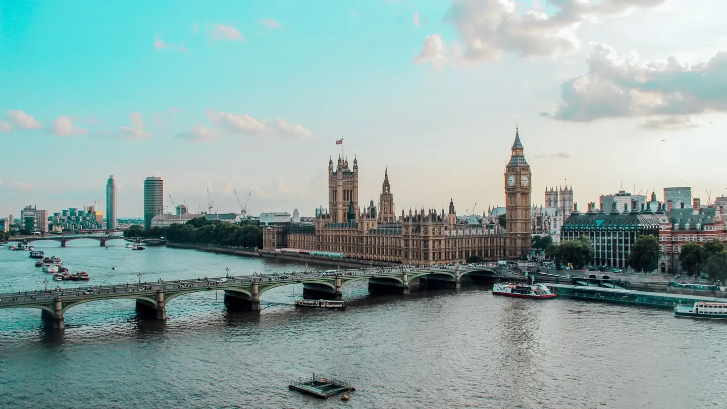 London city skyline - Noble Fox bespoke tailoring in London